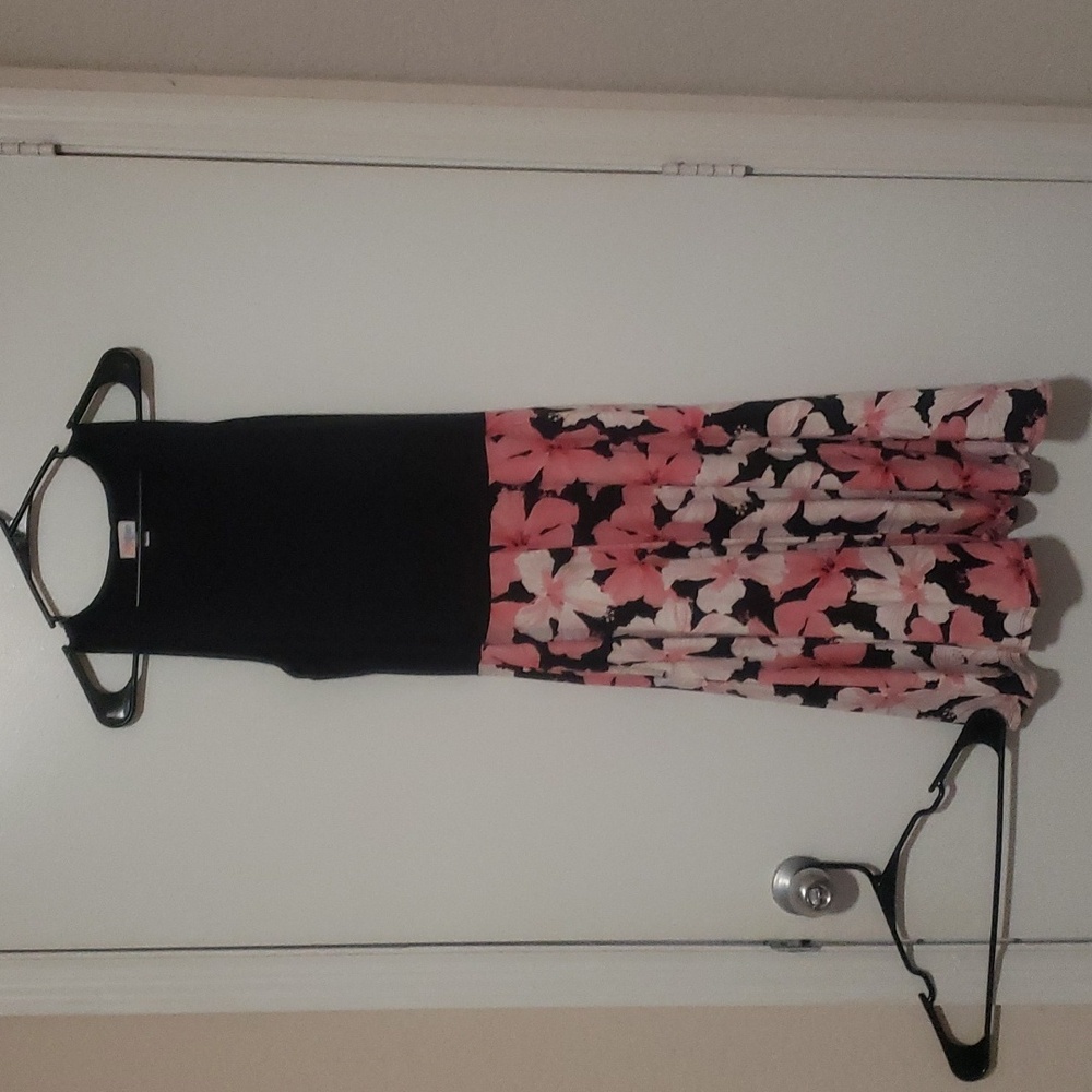 Large floral Lularoe Nicki Dress